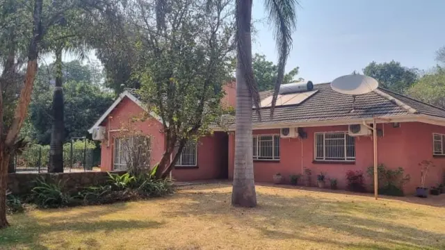 3 Bedroom House to Rent in Mount Pleasant