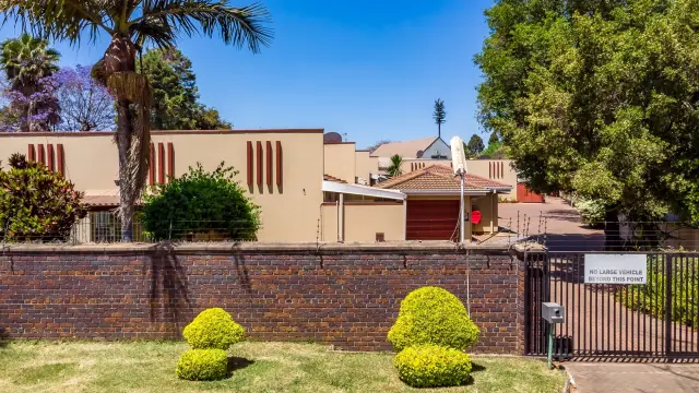 Cottage/Garden Flat for Sale