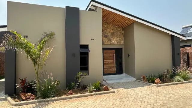 Townhouse/Complex/Cluster to Rent in Greendale