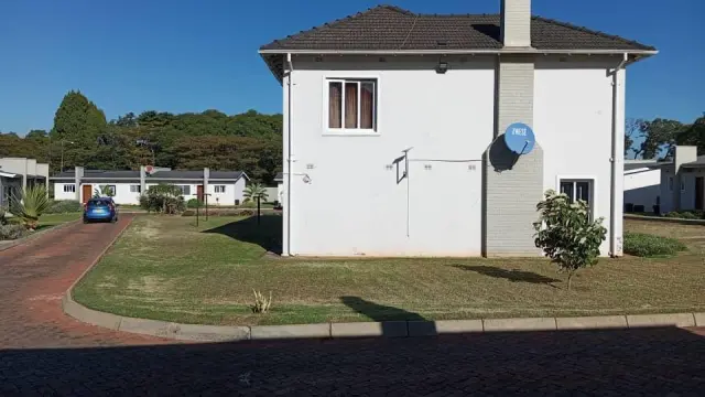 Townhouse/Complex/Cluster to Rent
