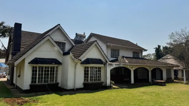 Commercial Property to Rent in Borrowdale