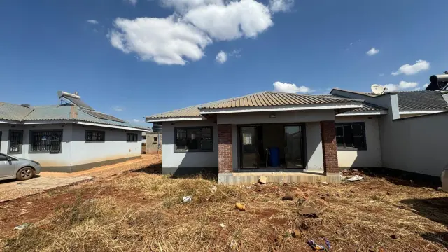 Townhouse/Complex/Cluster to Rent