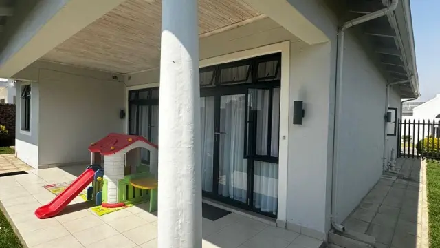 Townhouse/Complex/Cluster to Rent