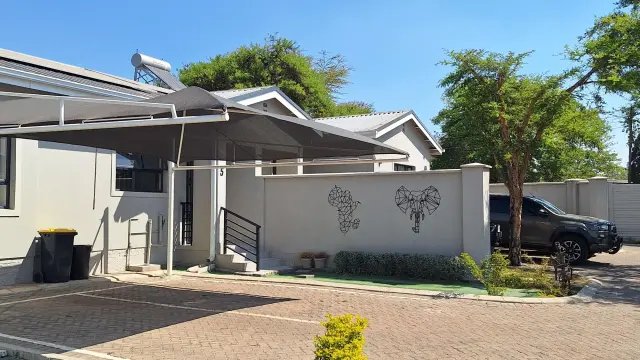 Townhouse/Complex/Cluster to Rent