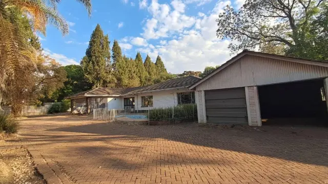 4 Bedroom House to Rent in Borrowdale