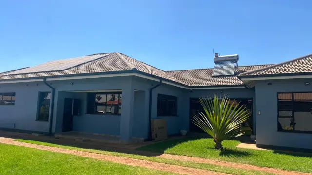 4 Bedroom House to Rent in Mount Pleasant Heights