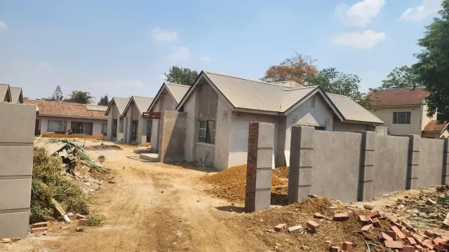 Townhouse/Complex/Cluster for Sale