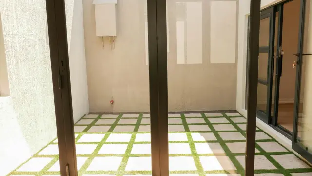 Townhouse/Complex/Cluster to Rent in Newlands