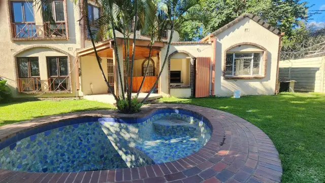 Townhouse/Complex/Cluster to Rent