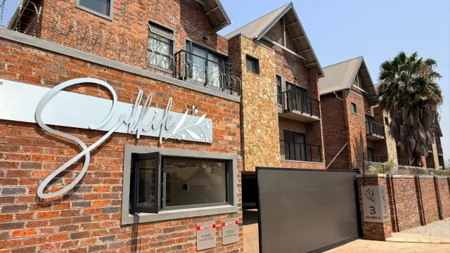 Townhouse/Complex/Cluster to Rent