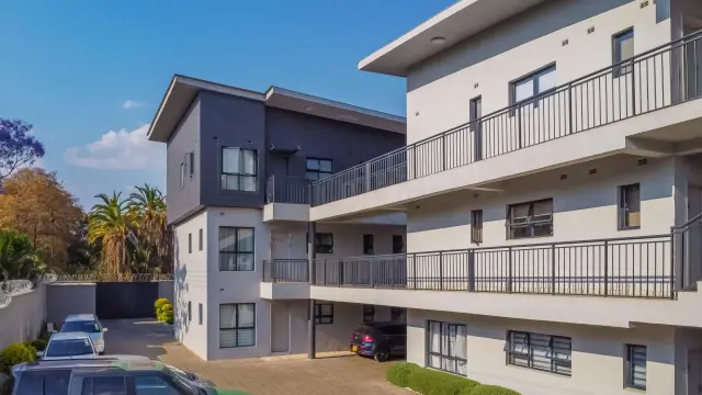 Flat/Apartment for Sale