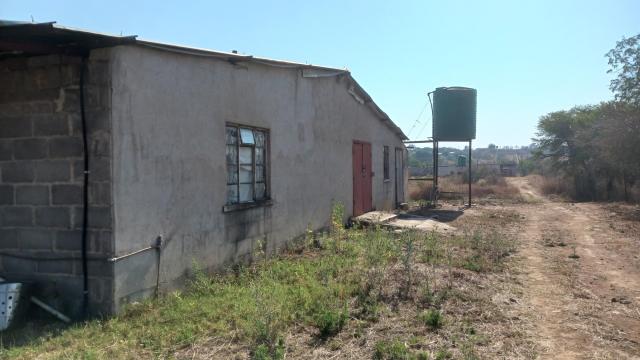 Stand for Sale in Kensington Byo