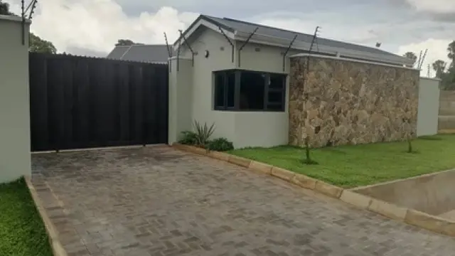 Townhouse/Complex/Cluster to Rent