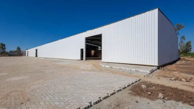 Industrial Stand to Rent