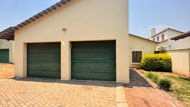 Townhouse/Complex/Cluster for Sale