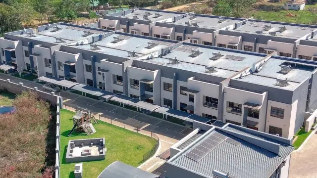 Townhouse/Complex/Cluster to Rent