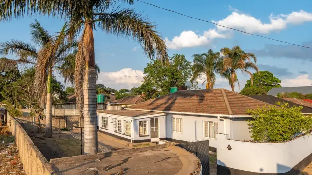 Cottage/Garden Flat for Sale