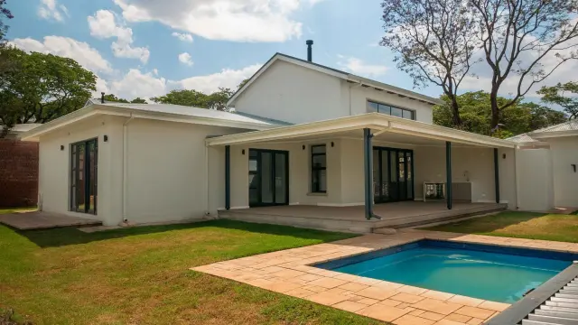 Townhouse/Complex/Cluster for Sale