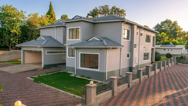 Townhouse/Complex/Cluster for Sale