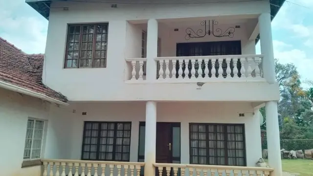 Flat/Apartment to Rent in Avondale West