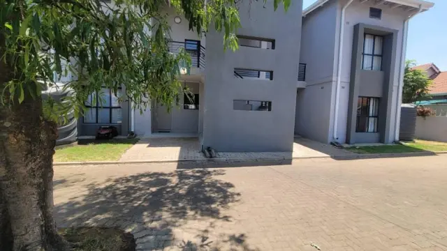 Flat/Apartment for Sale