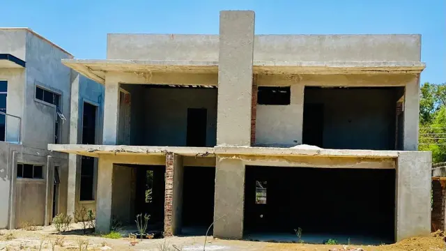 Townhouse/Complex/Cluster for Sale