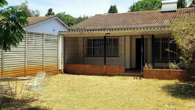 Cottage/Garden Flat for Sale