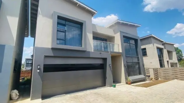 Flat/Apartment for Sale