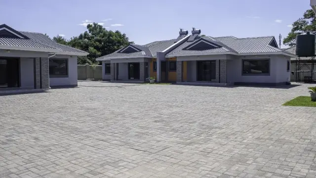 Townhouse/Cluster for Sale