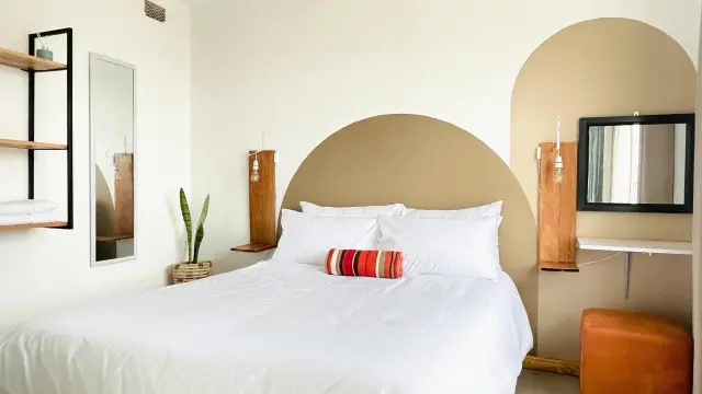 1 Bedroom Cottage/Garden Flat to Rent in Borrowdale West