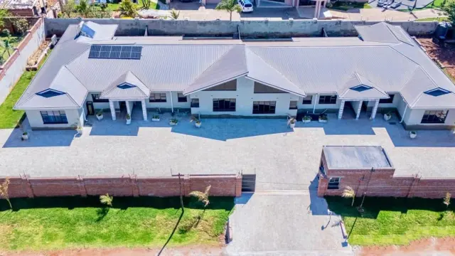 Cottage/Garden Flat for Sale