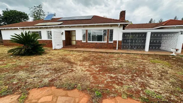 5 Bedroom House to Rent in Mount Pleasant