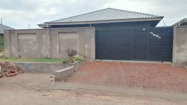 3 Bedroom House to Rent in Southview Park