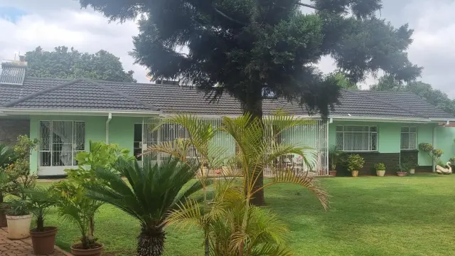 3 Bedroom House to Rent in Strathaven