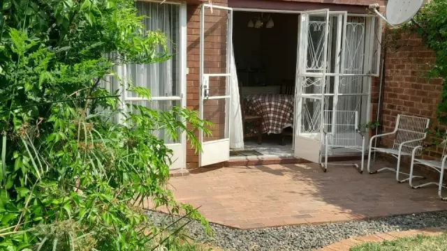 Flat/Apartment to Rent in Avenues