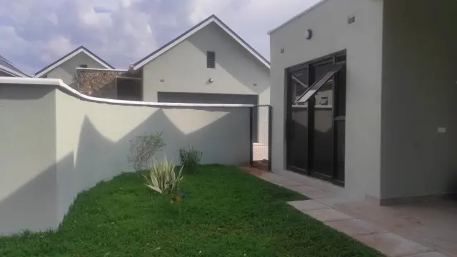 Townhouse/Cluster to Rent in Borrowdale West