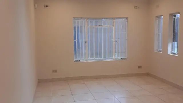 Office to Rent in Avondale