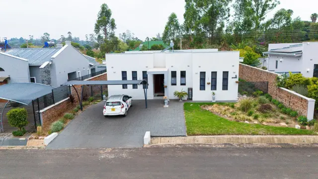 Townhouse/Cluster for Sale