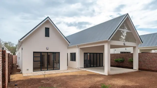 Townhouse/Cluster to Rent in Avondale