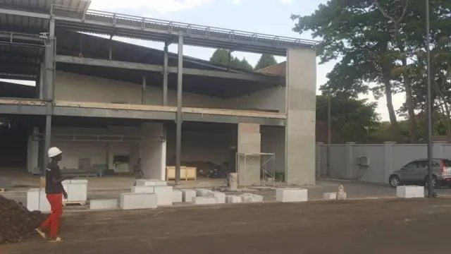 Retail/Shop to Rent in Borrowdale