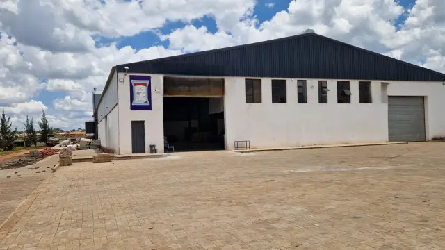 Warehouse/Industrial to Rent
