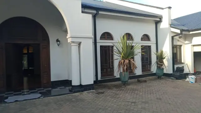 4 Bedroom House to Rent in Ballantyne Park