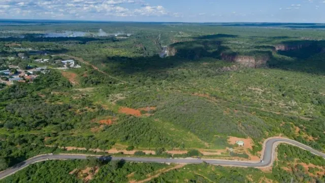 Commercial Stand for Sale in Victoria Falls