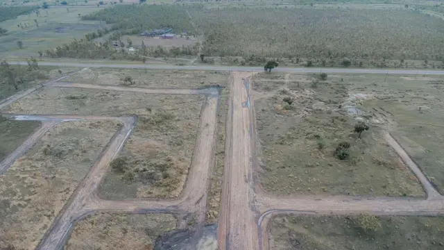 Residential Stand for Sale in Norton