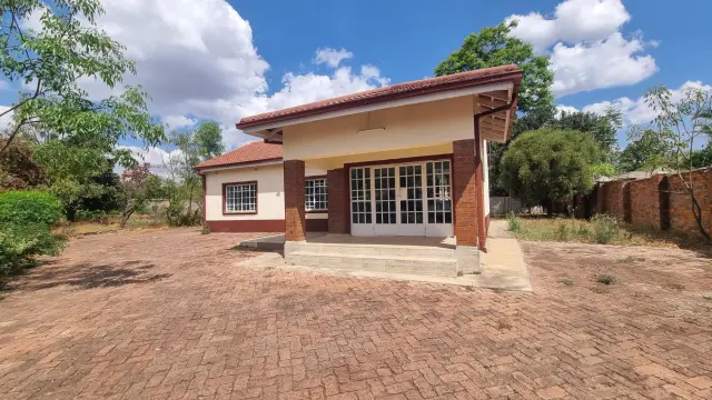 4 Bedroom House to Rent in Mount Pleasant