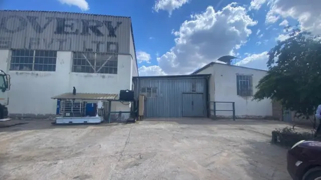 Industrial Stand for Sale in Ruwa