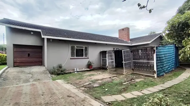 3 Bedroom House to Rent in Sunridge