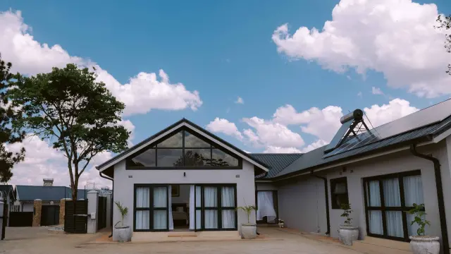 Townhouse/Cluster to Rent in Borrowdale