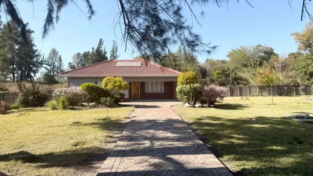 2 Bedroom Cottage/Garden Flat to Rent in Hatfield