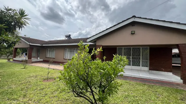 4 Bedroom House to Rent in Greendale